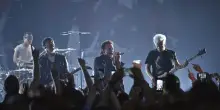 U2, la sorpresa di &lsquo;Days Of Ash&rsquo;: cinque canzoni come una bussola nel caos del mondo