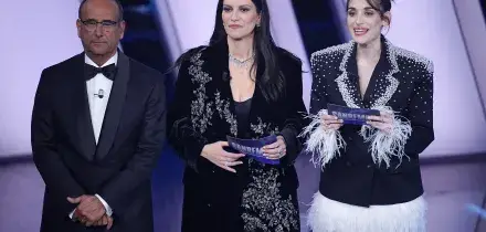 Pagelle Sanremo 2026, seconda serata: i voti a cantanti e conduttori