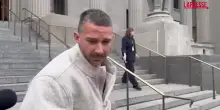 Usa, Shia LaBeouf in tribunale a New Orleans dopo arresto per aggressione: la fuga dai giornalisti