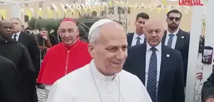 Papa Leone XIV, larrivo al quartiere Quarticciolo di Roma