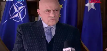 Crozza-Crosetto: "Della guerra ho saputo dal video di Big Mama"