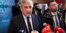 Iran, Tajani agli italiani bloccati all&rsquo;estero: &ldquo;Chi prenota il posto sul pullman poi ci vada&rdquo;