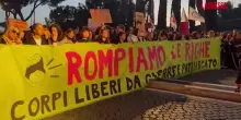 8 marzo, Non una di meno: "Scioperiamo per lavoro invisibile e vite precarie"