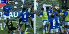 Brasile, maxi-rissa nel match Cruzeiro-Atletico Mineiro: 23 espulsi e intervento della polizia
