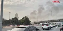 Fumo su Dubai dopo un incendio in un&rsquo;area industriale