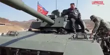 Corea del Nord, Kim sale su un carro armato insieme alla figlia durante unesercitazione militare