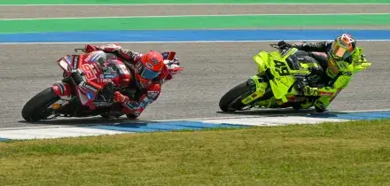 MotoGp, Gp Brasile 2026: Di Giannantonio in pole davanti a Bezzecchi e Marquez
