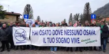 Umberto Bossi, a Pontida i funerali del fondatore della Lega &ndash; La diretta