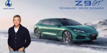 Byd, partnership con Daniel Craig per il lancio della nuova campagna del brand Denza