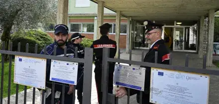 Bergamo, 13enne accoltella una professoressa in diretta Telegram: la donna &egrave; grave
