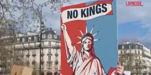 Parigi, centinaia in piazza per la manifestazione "No Kings"