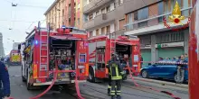 Milano, incendio in appartamento: evacuato intero edificio