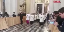 Pasqua, Papa Leone in San Giovanni in Laterano per Messa in Coena Domini