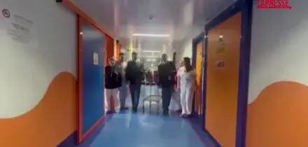 Pasqua 2026, la polizia negli ospedali per consegnare uova ai bimbi