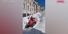 Maltempo in Molise, Capracotta dopo la nevicata record: al lavoro per liberare le strade