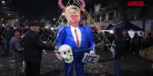 Messico, nel rogo di Giuda bruciato manichino di Donald Trump