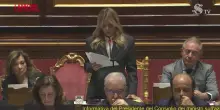 Meloni al Senato: "Conto su di voi colleghi senatori, alla Camera solo insulti"