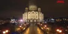 Russia, Putin nella chiesa di Cristo Salvatore a Mosca per la Pasqua ortodossa