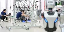 AI first nel lavoro e l&rsquo;epidemia di sapere &lsquo;copia incolla&rsquo;