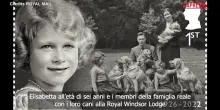 Regno Unito, i nuovi francobolli emessi in occasione del centenario della regina Elisabetta II