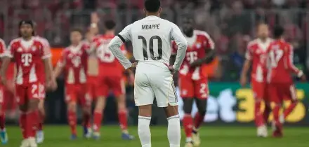 Champions League, Real Madrid furioso con l&rsquo;arbitro: il Bayern fa festa e va in semifinale