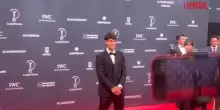 Tennis, Sinner e Alcaraz arrivano ai Laureus Award di Madrid: lo spagnolo con il tutore al polso destro