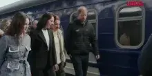Il principe Harry in Ucraina, visita a sorpresa a Kiev