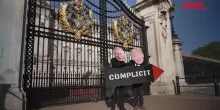 Londra, davanti a Buckingham Palace la protesta contro la visita di Re Carlo a Trump