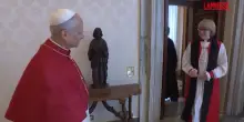 Il Papa prega con larcivescovo di Canterbury Sarah Mullally: lo storico incontro