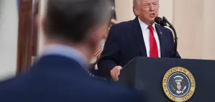 Iran, Wsj: Trump scettico sulla proposta iraniana per riaprire lo Stretto di Hormuz