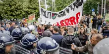 Torino, protesta contro Tajani: in corteo studenti del Politecnico &ndash; Le foto