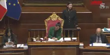 Dfp, Renzi in Aula cita i "Soliti ignoti": "Giorgetti, lhanno rimasto solo"