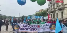 Primo Maggio, corteo per le strade di Torino