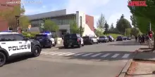 Usa, attacco con coltello in una scuola a Tacoma: le immagini dal luogo dellaggressione