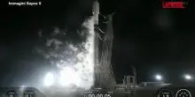 Space X, lanciato il razzo Falcon 9 da una base spaziale in California