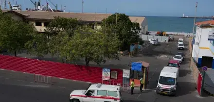 Hantavirus, Oms: 8 casi sospetti e 3 confermati sulla nave. Attraccher&agrave; sabato alle Canarie