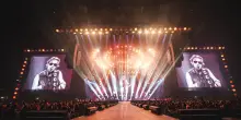 Ligabue inagura l&rsquo;Unipol Dome di Milano tra rock, ospiti, annunci e sorprese