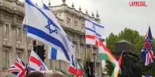 Londra, in migliaia a Downing Street per manifestare contro l&rsquo;antisemitismo