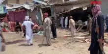 Pakistan, bomba nascosta in un risci&ograve; esplode in un bazar: nove i morti