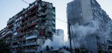 Ucraina, salgono a 16 i morti in attacco russo a Kiev: tra le vittime anche 2 bambini