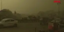 India, tempesta di sabbia oscura il cielo: danni e oltre 90 morti