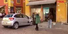 Modena, auto falcia una decina di persone: ci sono feriti gravi