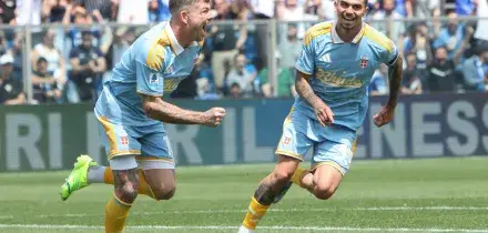 Il Como piega il Parma 1-0 e scavalca la Juve al quinto posto