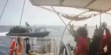 Flotilla, gli attivisti: &ldquo;Navi militari israeliane ci stanno abbordando illegalmente&rdquo;