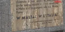 Roma, manifesti della Seconda Guerra Mondiale tra i negozi di Prati. La sorpresa durante i lavori