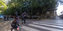 Milano, due donne investite sulle strisce pedonali: una &egrave; morta