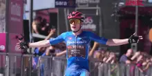 Giro dItalia, tris Vingegaard a Pila: danese in maglia rosa
