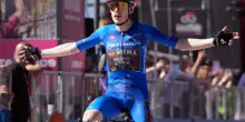 Giro d&rsquo;Italia 2026, tris Vingegaard a Pila, danese in maglia rosa: la nuova classifica generale