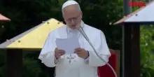 Acerra, Papa Leone XIV davanti a 15mila fedeli: "Il bene comune viene prima degli interessi di pochi"