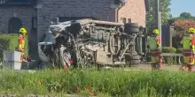 Belgio, treno travolge scuolabus al passaggio a livello: morti 2 bimbi, autista e accompagnatore